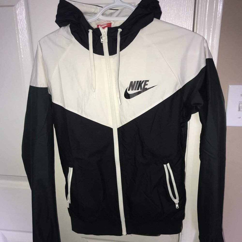 Nike windbreaker